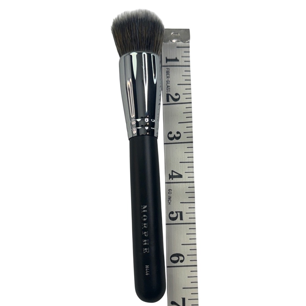 Morphe M446 Round Buffer Makeup Brush Black Silver Synthetic Bristles